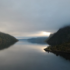 Norvegia - Geiranger - peisaj ireal dimineata in fiord